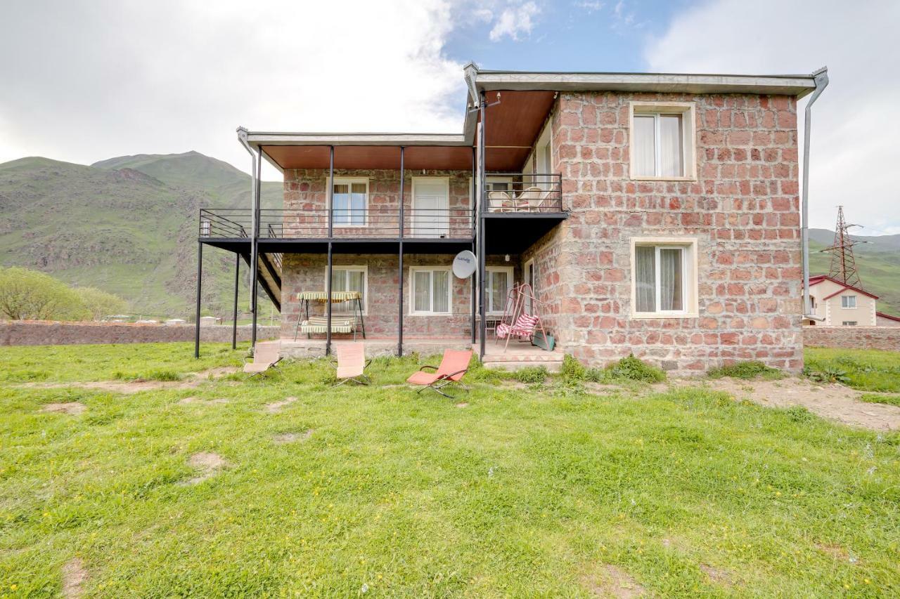 Hotel Sioni Sioni  Buitenkant foto