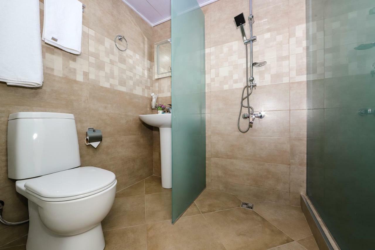Hotel Sioni Sioni  Buitenkant foto